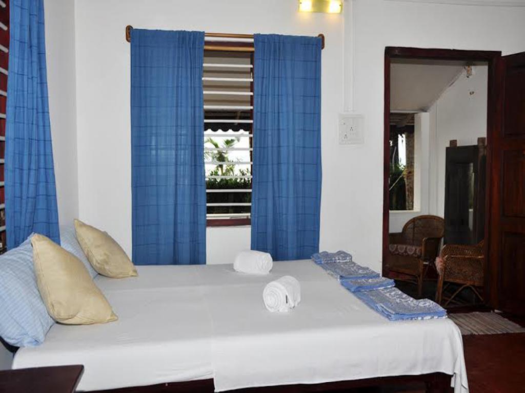 Angeo Beach House Alappuzha Zimmer foto